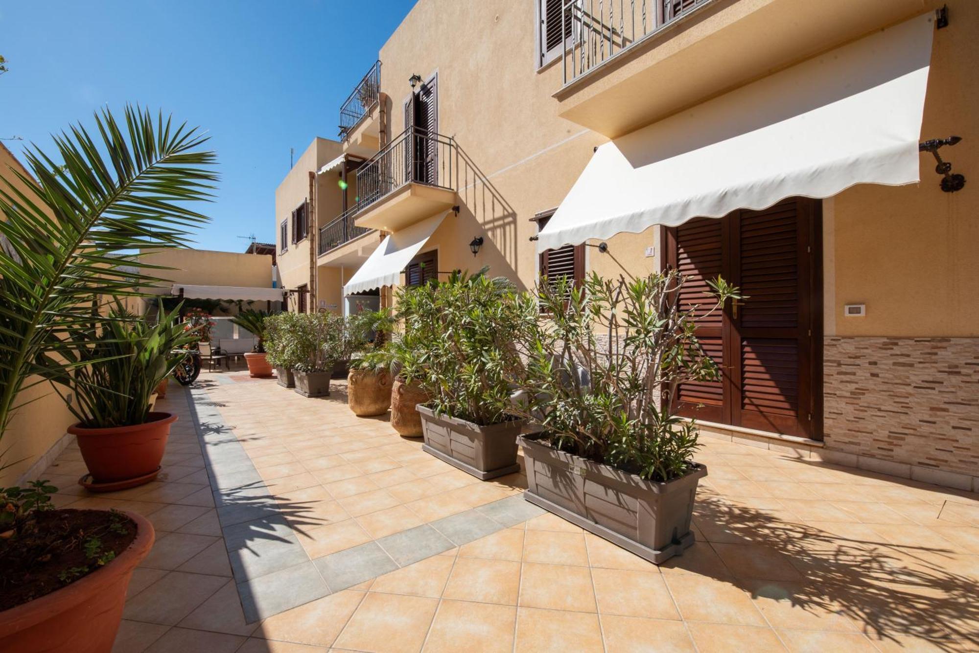 Room & Breakfast Aloe San Vito Lo Capo Bagian luar foto